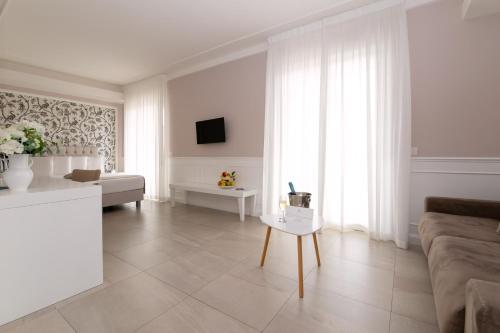 TV/Unterhaltungsangebot in der Unterkunft Bianco Riccio Suite Hotel