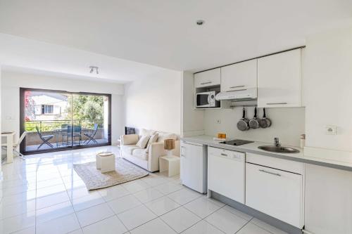 Charming apartment with balcony-pool - Cannes