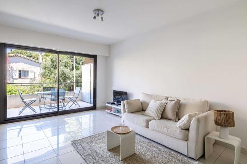 Charming apartment with balcony-pool - Cannes