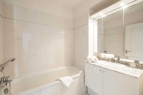 Charming apartment with balcony-pool - Cannes