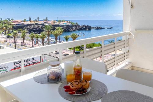 Beachfront Gem by Dream Homes Tenerife