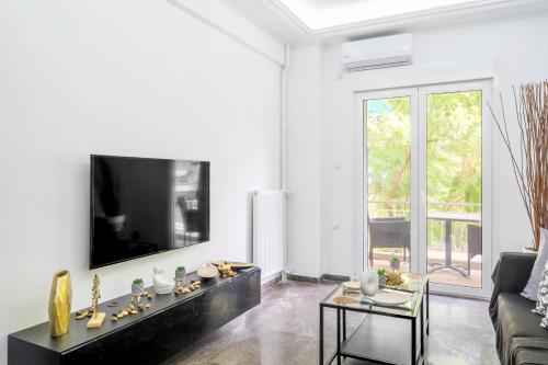 Beautiful 2bedroom apt next to Siggrou Fix