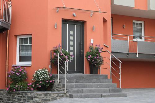 Fotografie z fotogalerie ubytování Weingut und Gästehaus Josef Reis v destinaci Mehring