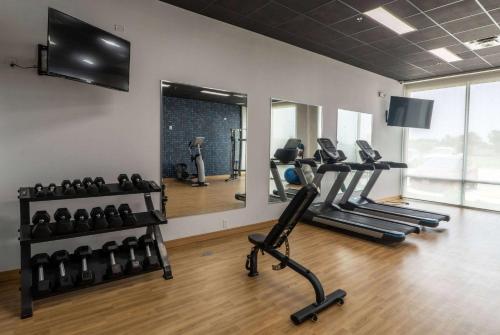 Fitness centrum a/nebo fitness zařízení v ubytování La Quinta Inn & Suites by Wyndham Corpus Christi Southeast