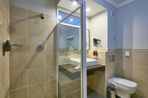 Ένα μπάνιο στο Cresta Thapama Hotel
