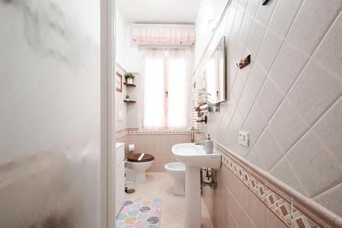 Penthouse 200 meters from metro Wi-Fi and AC