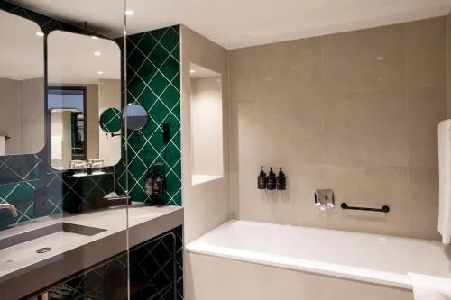 Hotel Indigo Berlin - East Side Gallery by IHG photo 32