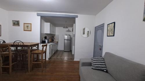 Photo de la galerie de l'établissement Bel Appartement indépendant, à Saint-Gilles