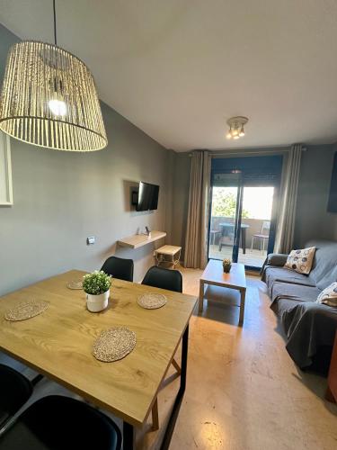 Precioso apartamento de una habitacion con parking y piscina