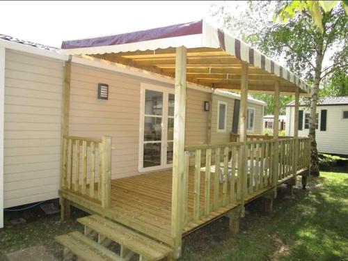 Mobil-home avec WIFI 6 à 8 couchages Domaine 4 étoiles au cœur des Châteaux de la Loire