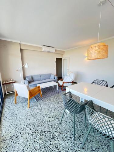 3 room apartment, 500m to beach, swimming pool, nice terrace