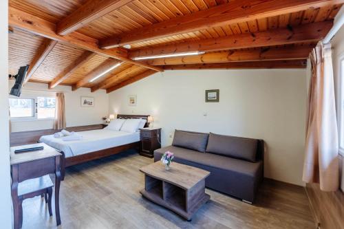 Liston Suites