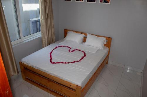 Gallery image of Canna Lily 5 min walk from bofa road, baobab resort in Kilifi