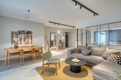 Living in Nafplio Avantgarde Apartment
