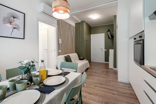 StayEasy Sauli1 - 2 Bedrooms, 2 baths next to Pasteur Metro