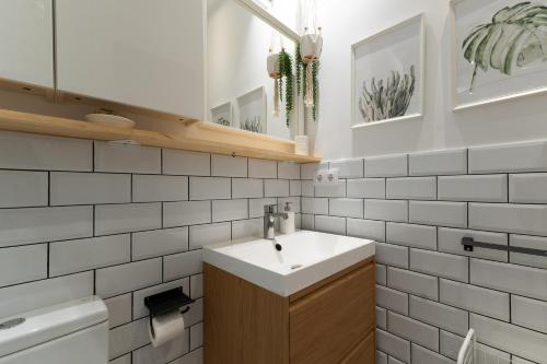 Eixample Apartment