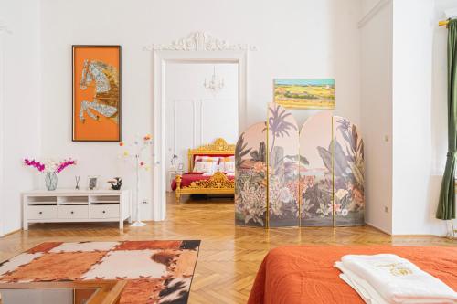 Unique Home at Chain Bridge with Danube view