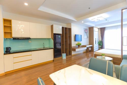 Kuchyň nebo kuchyňský kout v ubytování TMS Luxury Residence Quy Nhơn