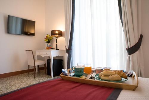אפשרויות ארוחת הבוקר המוצעות לאורחים ב-Amalfi Luxury House