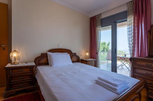 Elegant Sea View Garden 3-bedroom Villa - Private Garden - Private Parking