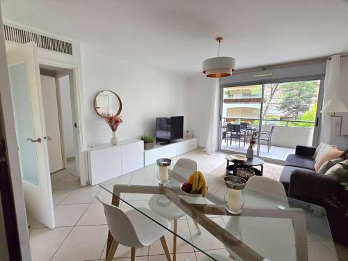 45m2 Luxueux 2P hypercentre terrasse Parking