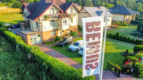 Gallery image of Remus House Apartments - Idealny dla par & tylko 2-osobowe pokoje, dzieci od 12 lat, bezpłatny parking in Jastrzębia Góra