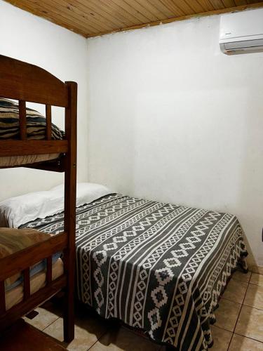 Llit o llits en una habitació de DOÑA ROSA