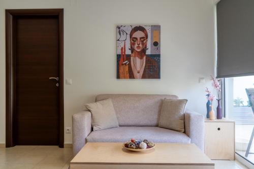 Minos Apartment