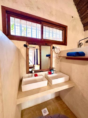 Kupatilo u objektu Chikachika Beach B&B