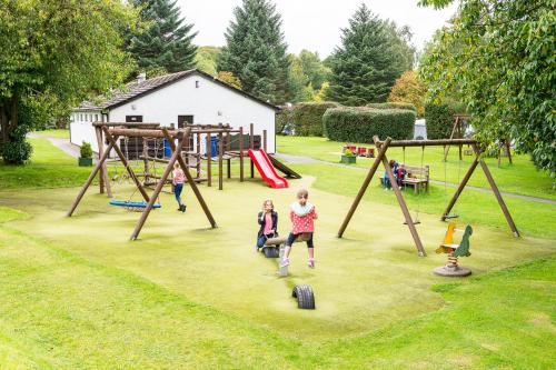 Herní místnost nebo prostor pro děti v ubytování Lomond Woods Holiday Park