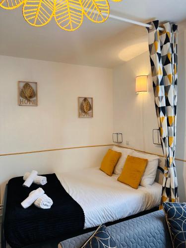 ORLEANS CENTRE PROCHE GARE - Appartement fonctionnel Résidence calme Parking privé gratuit - LE CENTRAL ELEGANCE