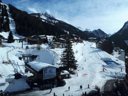 Photo de la galerie de l'établissement Résidence Le Thabor - Studio pour 4 Personnes 57, à Modane