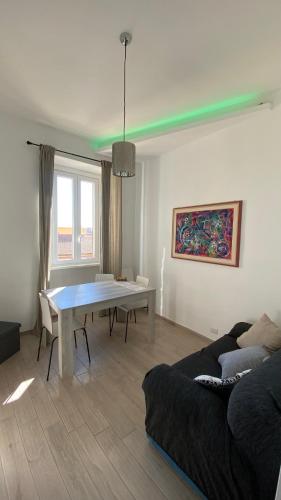 DOMUS ART SUITES MERULANA
