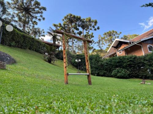 Taman di luar Pousada Manacas