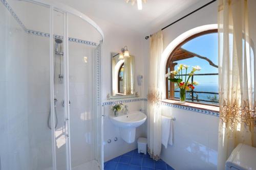 Ett badrum på Casa Mare