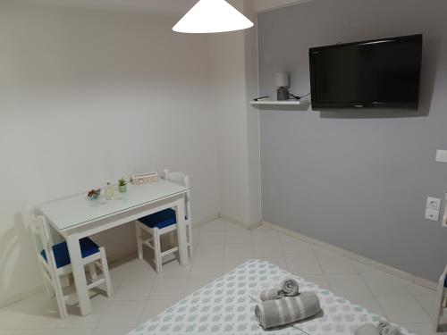 Evi's House