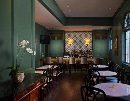 Hotel Provincial Image