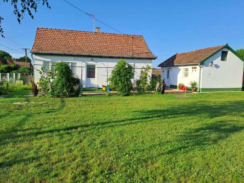 Foto dalla galleria di Ábrányi Nyírfás a Nyírábrány