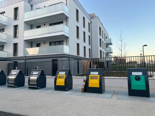 Galeriebild der Unterkunft Appartement F3 cozy avec balcon proche de Paris et aéroport CDG in Villiers-le-Bel