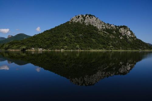 Gallery image of Lakeview Apartments Anđela in Virpazar