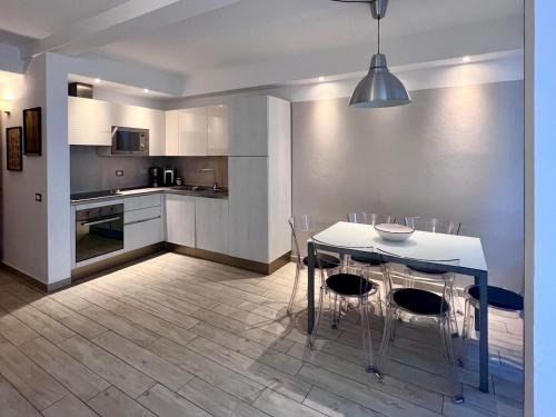 San Frediano Apartment - Ampio Appartamento Deluxe per 10 Ospiti nel Cuore di Firenze