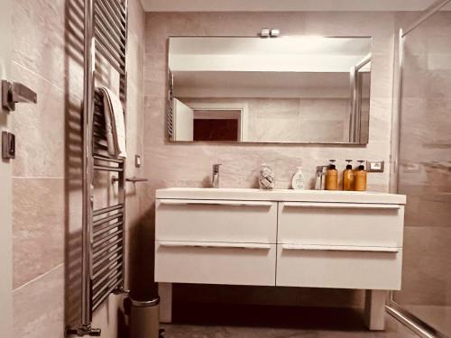 San Frediano Apartment - Ampio Appartamento Deluxe per 10 Ospiti nel Cuore di Firenze