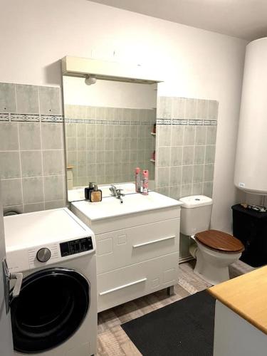 Ένα μπάνιο στο Appartement pour 5 voyageurs