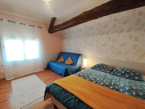 Photo de la galerie de l'établissement La Maison aux Volets Bleus, à Pagny-le-Château