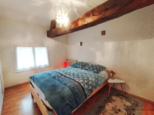 Photo de la galerie de l'établissement La Maison aux Volets Bleus, à Pagny-le-Château