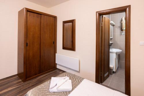 Koupelna v ubytování Hotel RAS Pazarište