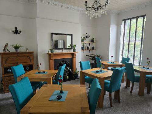 Victorian Renovation Room 3 photo 18