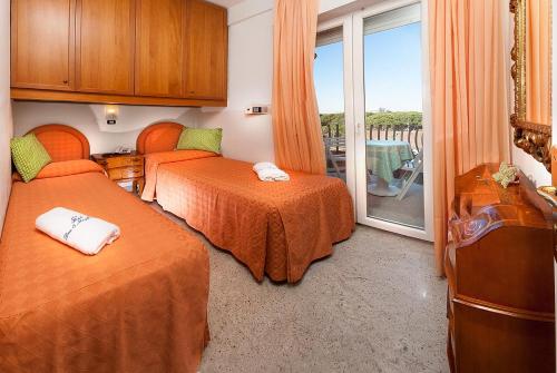 Foto dalla galleria di Hotel Mayflower a Milano Marittima