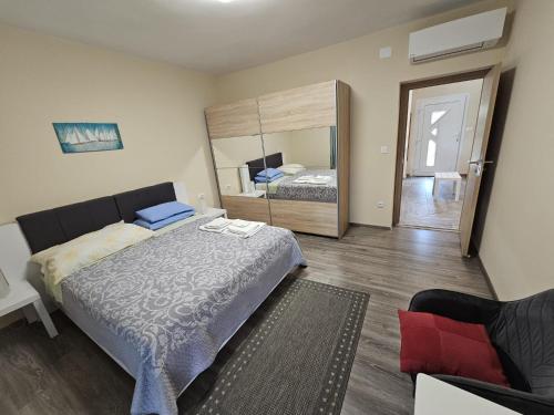 Apartments Bela