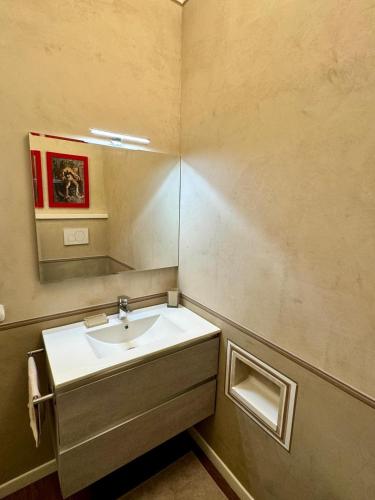 Gallery image of Costhouse in Brescia